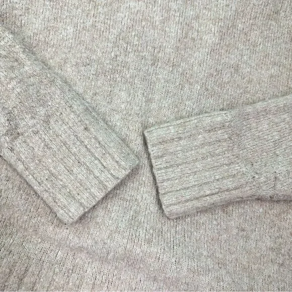 GAP Chunky Knit Pattern Sweater medium - Picture 4 of 9
